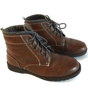 Boys brown lace up boots size 4